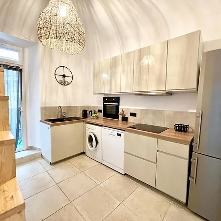 Apartament Casamea - Vue Mer, Centre Ajaccio, Clim & Wifi *