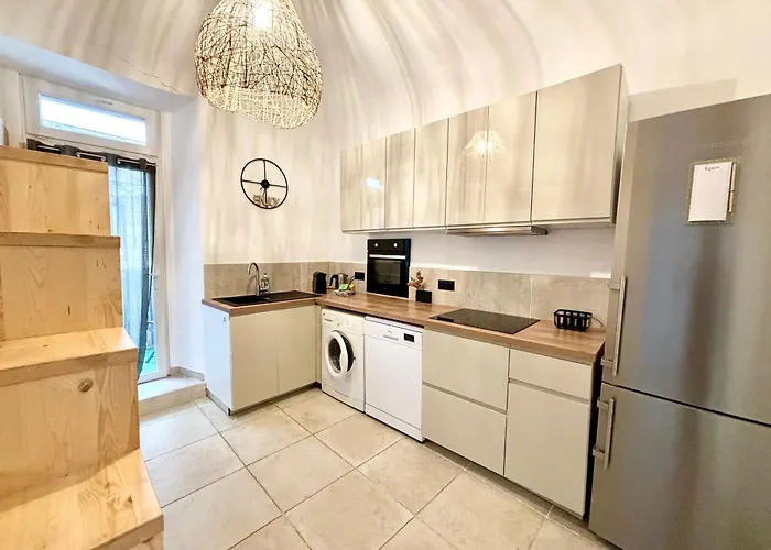 Appartamento Casamea - Vue Mer, Centre Ajaccio, Clim & Wifi *